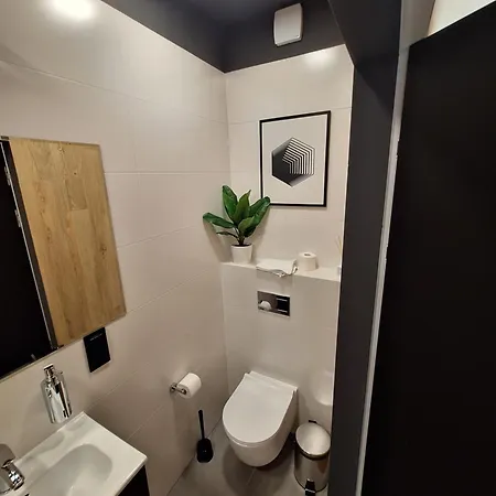 Strzelnica Comfort 아파트호텔 3*