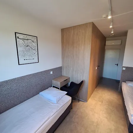 Strzelnica Comfort 아파트호텔 브로츠와프